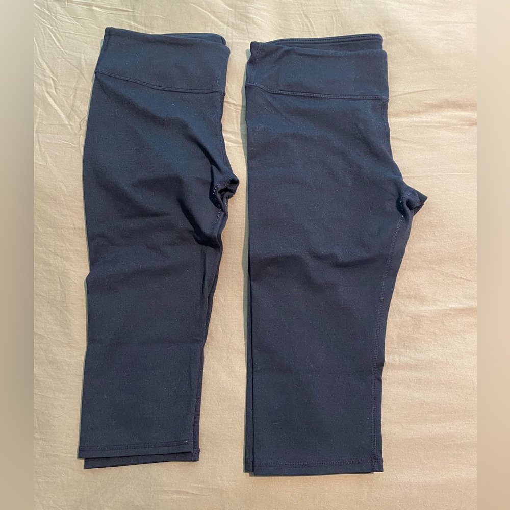 ✨BUNDLE OF 2✨ Fabletics Capri Leggings